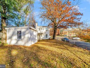 300 49TH Street NE, Washington DC 20019