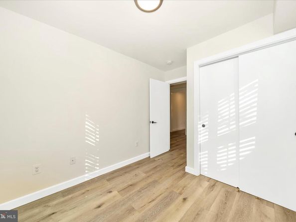 300 49TH Street NE, Washington DC 20019