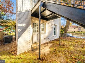 300 49TH Street NE, Washington DC 20019