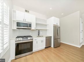 300 49TH Street NE, Washington DC 20019