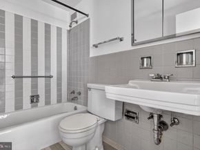 2475 Virginia Avenue NW 429, Washington DC 20037