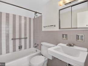 2475 Virginia Avenue NW 429, Washington DC 20037