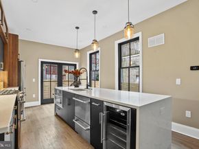 2214 Mount Vernon Street, Philadelphia PA 19130