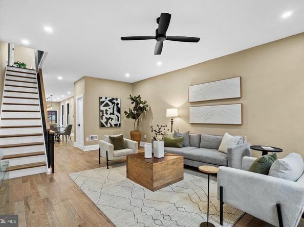 2214 Mount Vernon Street, Philadelphia PA 19130