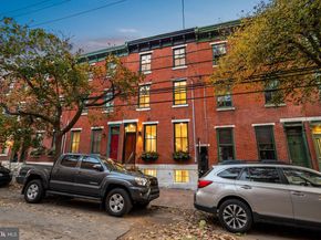 2214 Mount Vernon Street, Philadelphia PA 19130