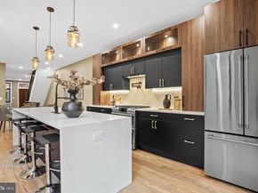 2214 Mount Vernon Street, Philadelphia PA 19130