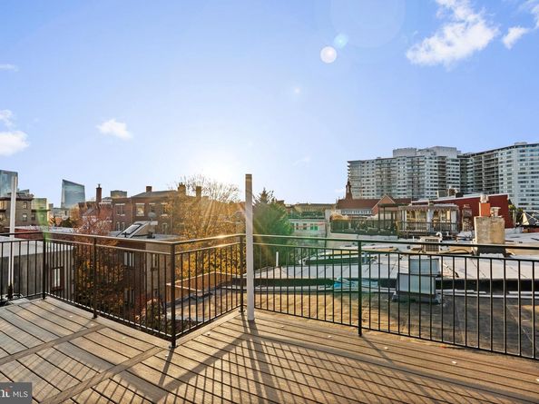 2214 Mount Vernon Street, Philadelphia PA 19130