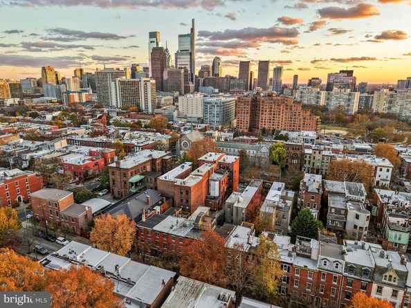 2214 Mount Vernon Street, Philadelphia PA 19130