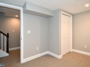 730 Roxboro Place NW, Washington DC 20011