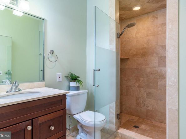 1910 Spring Garden Street 1, Philadelphia PA 19130