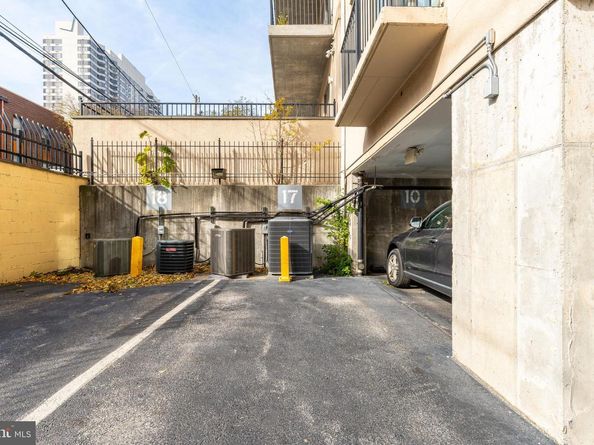 1910 Spring Garden Street 1, Philadelphia PA 19130