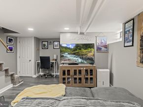 8027 Ryers Avenue, Philadelphia PA 19111