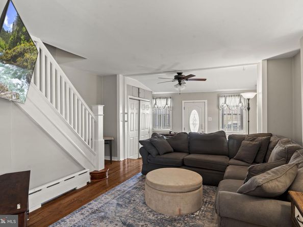 8027 Ryers Avenue, Philadelphia PA 19111