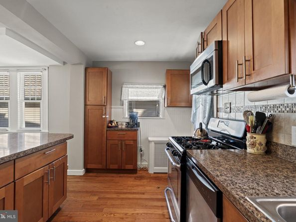 8027 Ryers Avenue, Philadelphia PA 19111