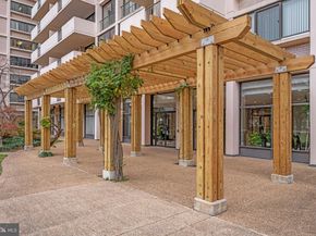 4141 N Henderson Road 702, Arlington VA 22203