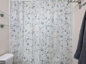 4141 N Henderson Road 702, Arlington VA 22203