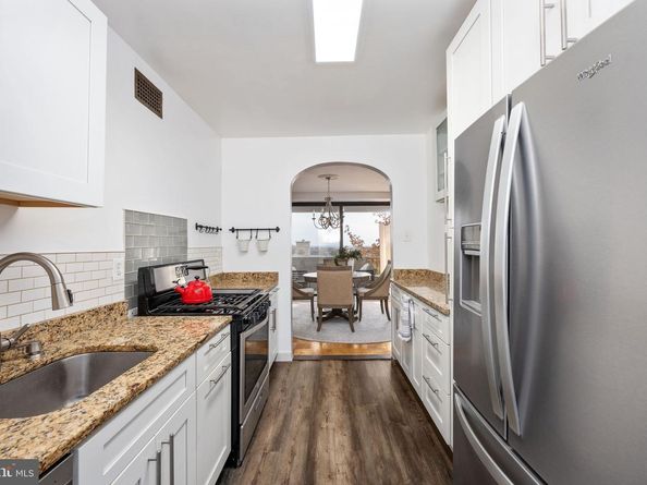 4141 N Henderson Road 702, Arlington VA 22203