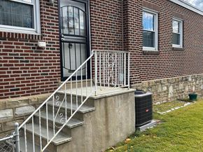 2828 Holme Avenue, Philadelphia PA 19152