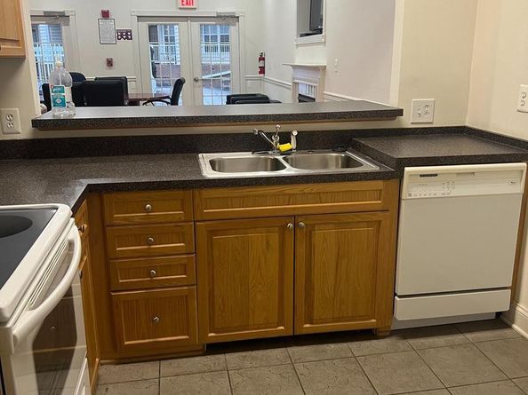 2700 Bellforest Court 210, Vienna VA 22180