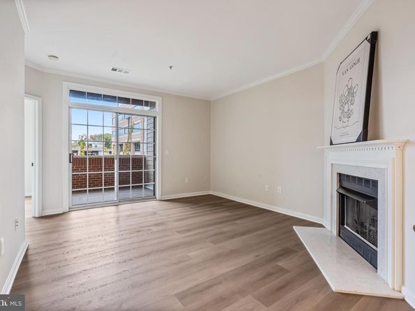 2700 Bellforest Court 210, Vienna VA 22180