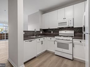 2700 Bellforest Court 210, Vienna VA 22180