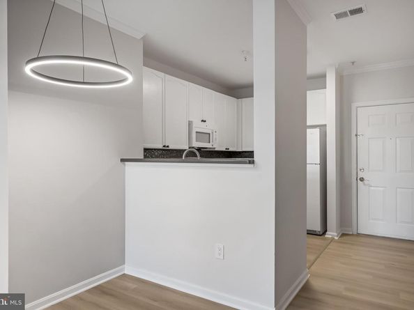 2700 Bellforest Court 210, Vienna VA 22180