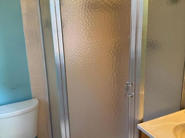 7314 Hill Road, Philadelphia PA 19128