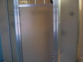 7314 Hill Road, Philadelphia PA 19128