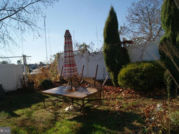 7314 Hill Road, Philadelphia PA 19128