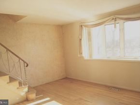 7314 Hill Road, Philadelphia PA 19128