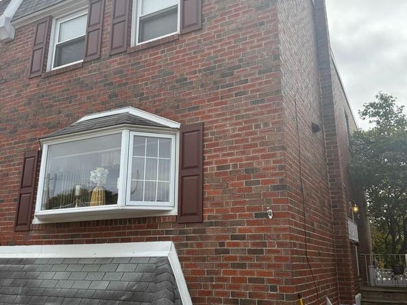 7314 Hill Road, Philadelphia PA 19128