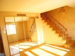 7314 Hill Road, Philadelphia PA 19128