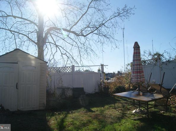 7314 Hill Road, Philadelphia PA 19128