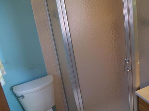 7314 Hill Road, Philadelphia PA 19128