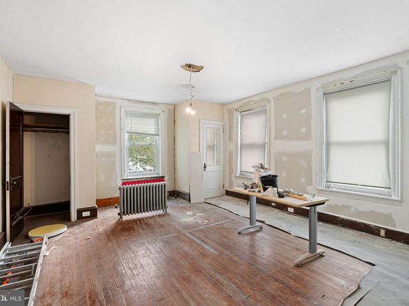 4542 N Broad Street, Philadelphia PA 19140