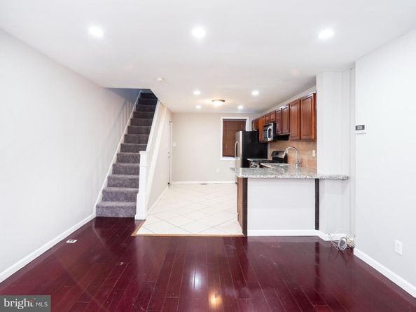 2711 Oakford Street, Philadelphia PA 19146