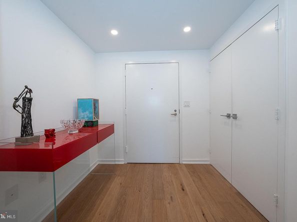 202 W Rittenhouse Square 1205, Philadelphia PA 19103