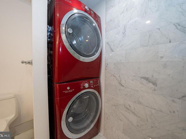202 W Rittenhouse Square 1205, Philadelphia PA 19103