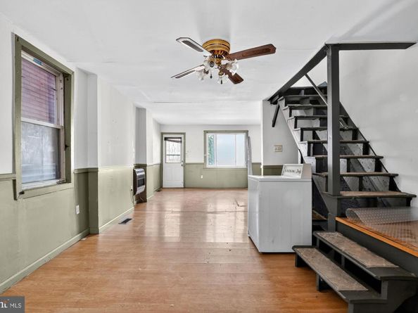 1331 E Hewson Street, Philadelphia PA 19125