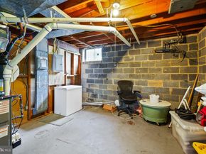 9012 Honeybee Lane, Bethesda MD 20817