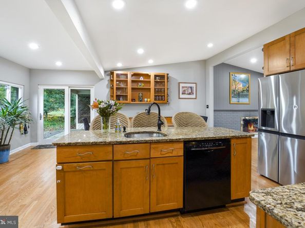 9012 Honeybee Lane, Bethesda MD 20817