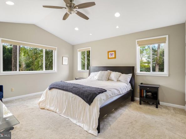 9012 Honeybee Lane, Bethesda MD 20817