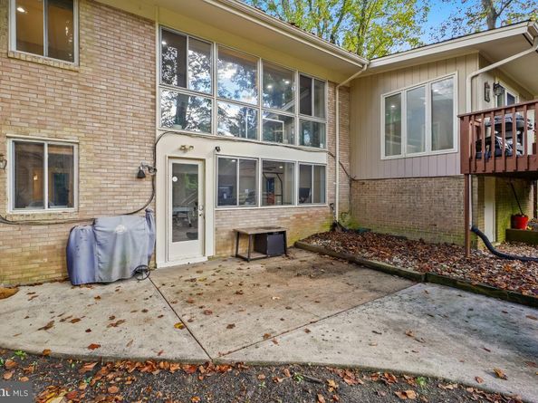 9012 Honeybee Lane, Bethesda MD 20817