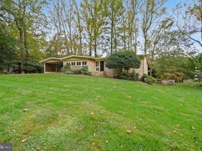 9012 Honeybee Lane, Bethesda MD 20817