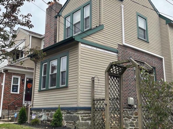 81 Florence Avenue, Sharon Hill PA 19079