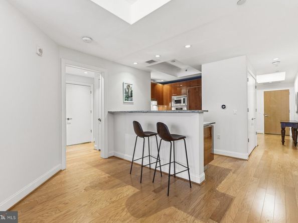 1881 N Nash Street 408, Arlington VA 22209