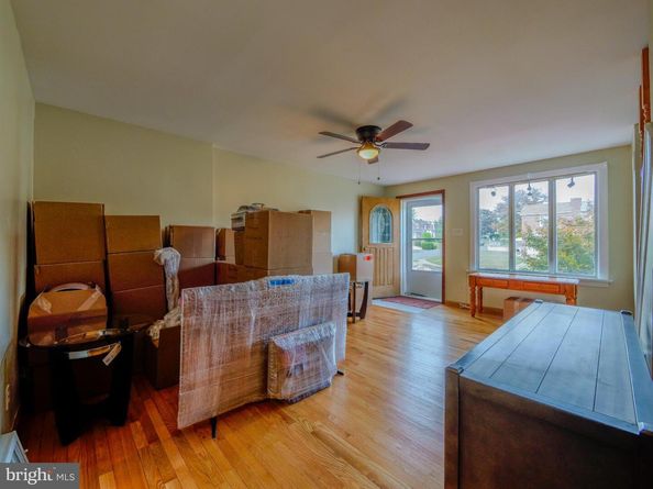 1158 Taylor Drive, Folcroft PA 19032