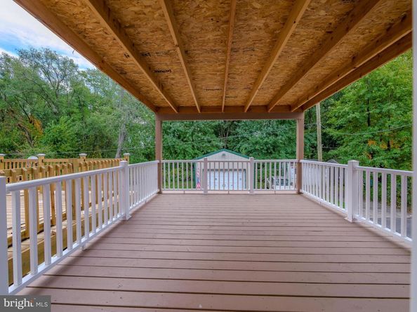1158 Taylor Drive, Folcroft PA 19032