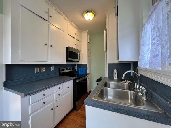 29 W Stratford Avenue, Lansdowne PA 19050