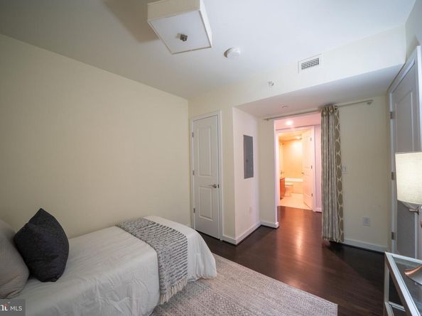 1025 1st Street SE 611, Washington DC 20003
